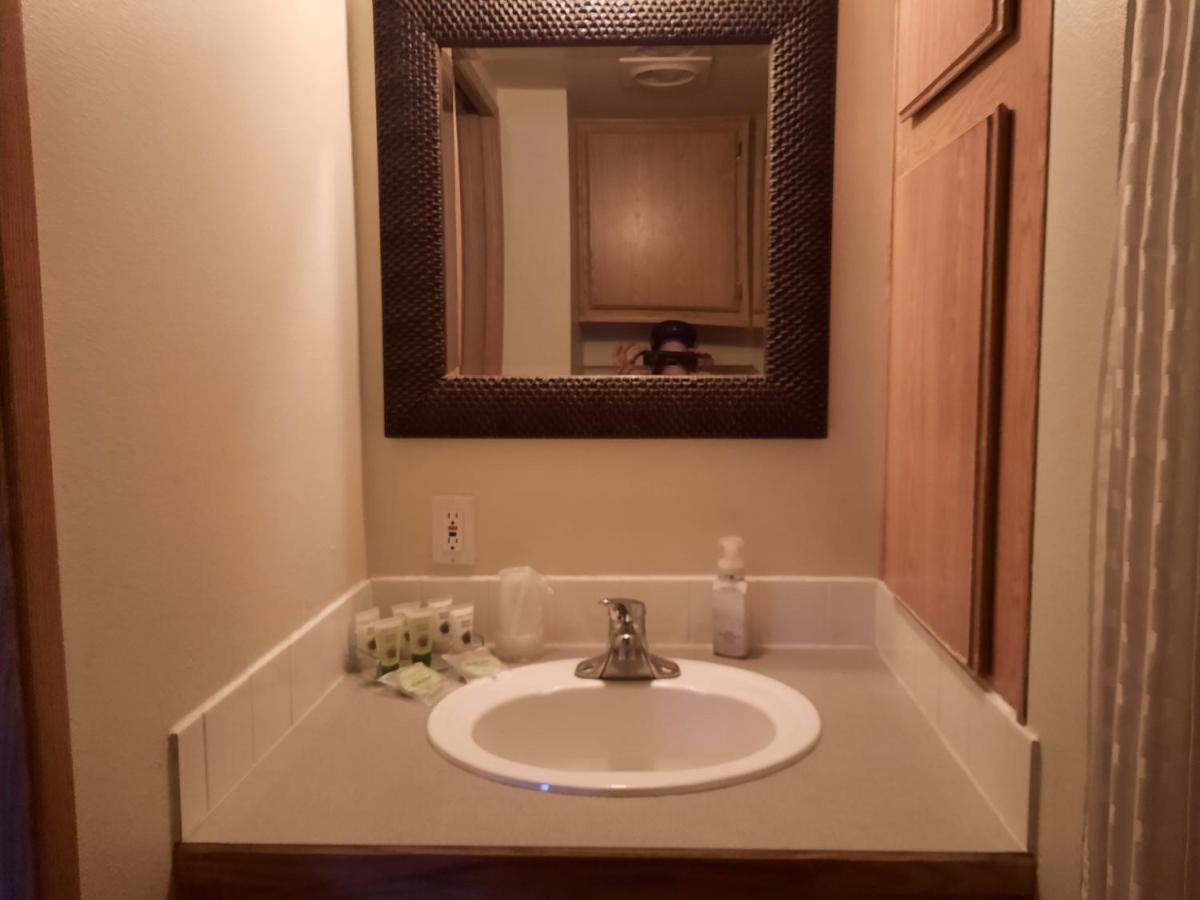 Willamette Pass Inn & Chalets Odell Lake المظهر الخارجي الصورة