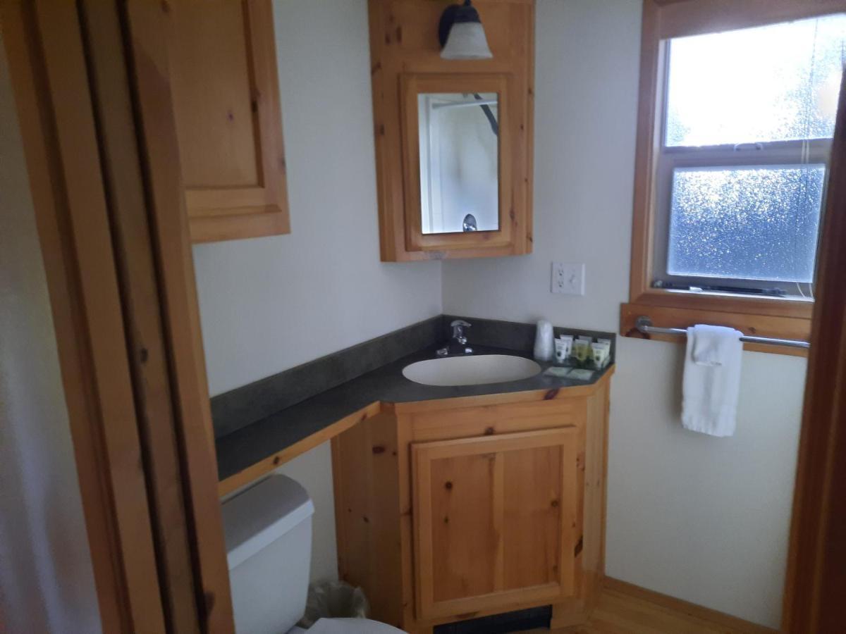 Willamette Pass Inn & Chalets Odell Lake المظهر الخارجي الصورة