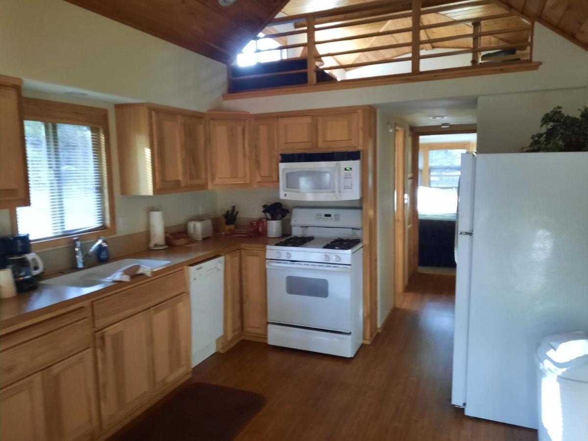 Willamette Pass Inn & Chalets Odell Lake المظهر الخارجي الصورة