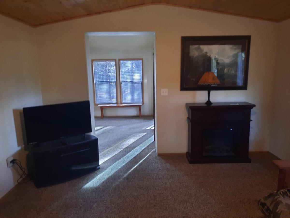 Willamette Pass Inn & Chalets Odell Lake المظهر الخارجي الصورة