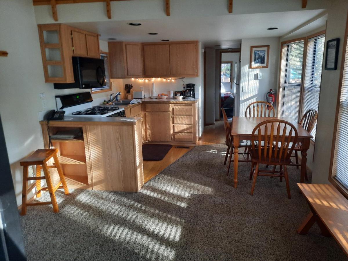 Willamette Pass Inn & Chalets Odell Lake المظهر الخارجي الصورة