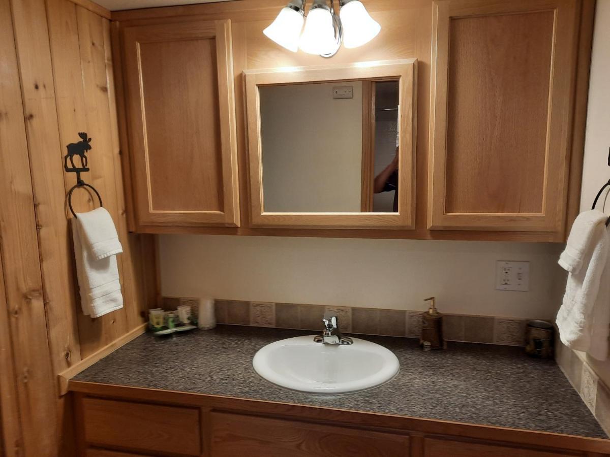Willamette Pass Inn & Chalets Odell Lake المظهر الخارجي الصورة